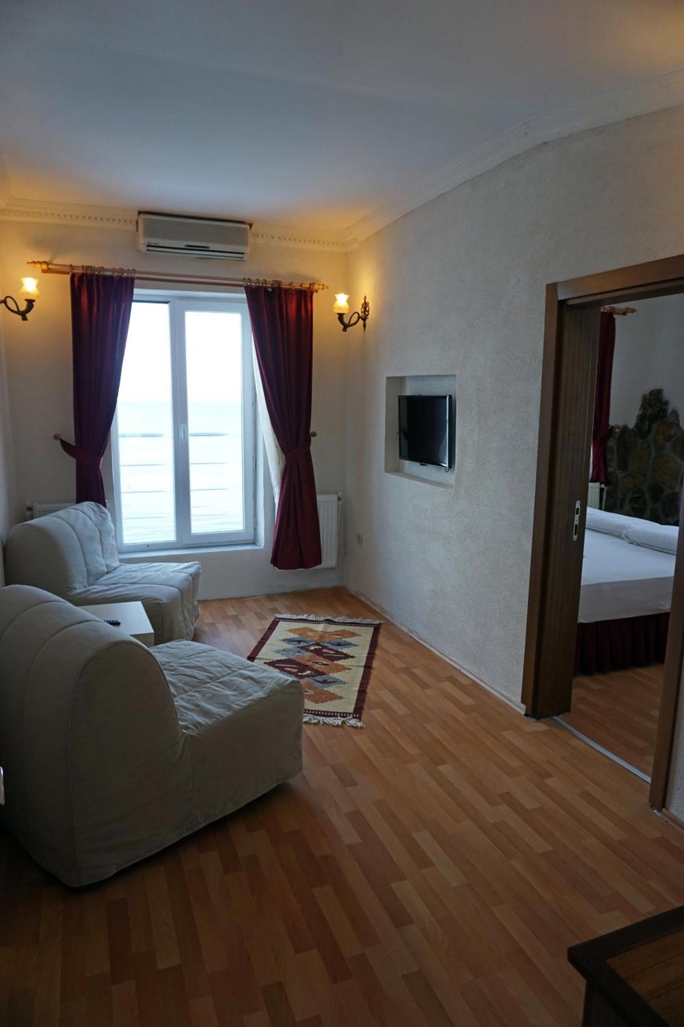 Aqua Boss Hotel Eceabat Bagian luar foto