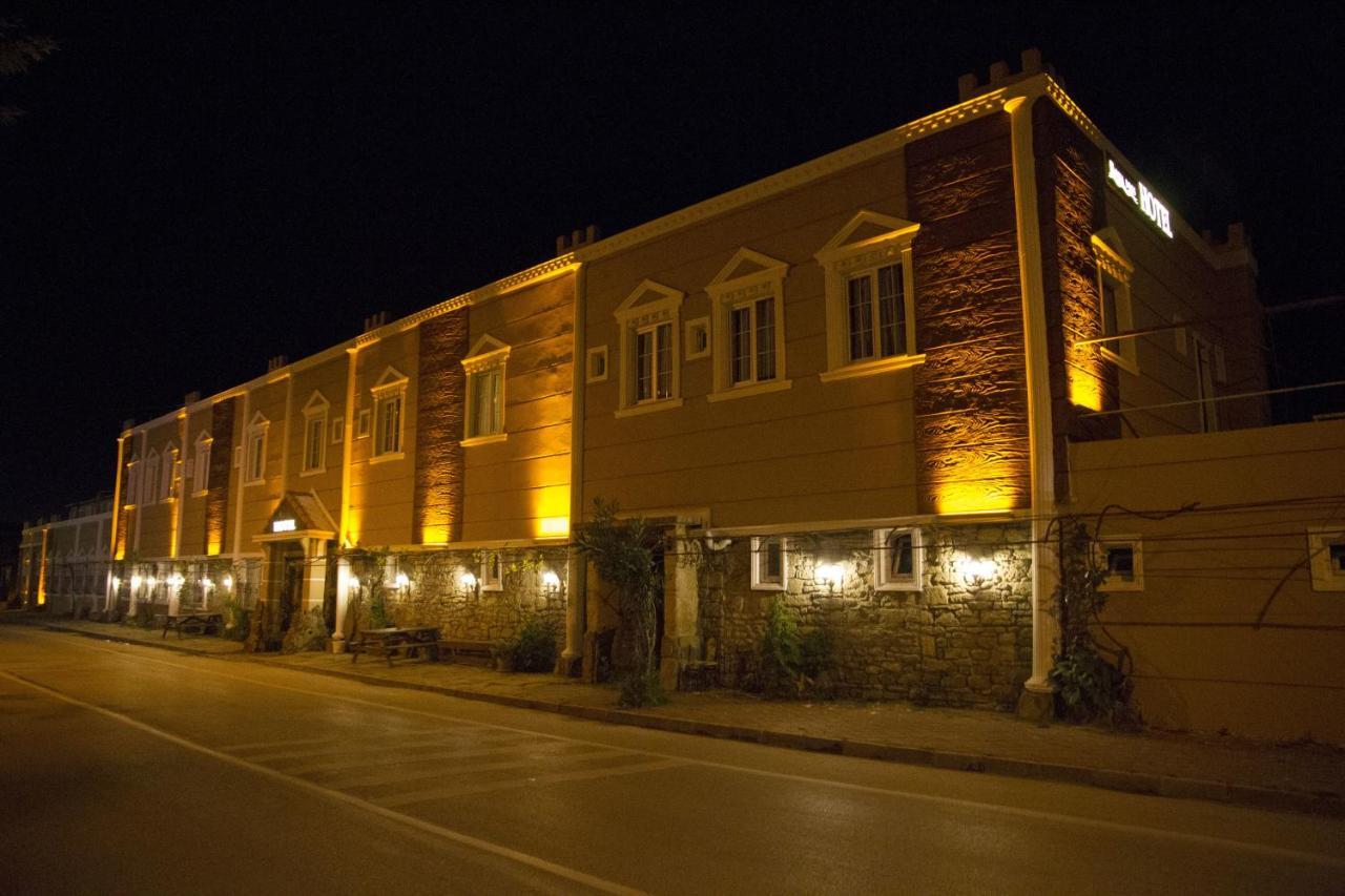 Aqua Boss Hotel Eceabat Bagian luar foto
