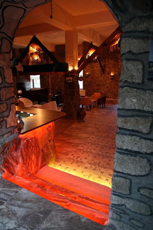 Aqua Boss Hotel Eceabat Bagian luar foto